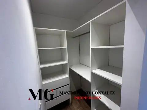 Departamento en Alquiler con 1 cocheras