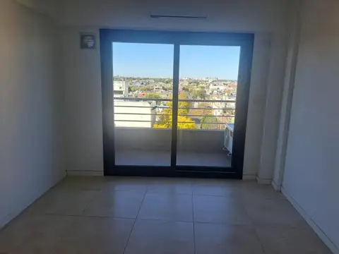 Departamento en Alquiler en Mataderos, $ 750.000
