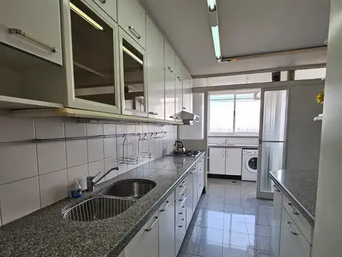 Departamento en Venta con 2 cocheras