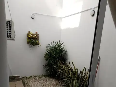 Balcarce 1300, Piso PB