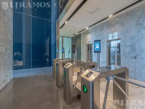 Oficina en Alquiler con 41 cocheras