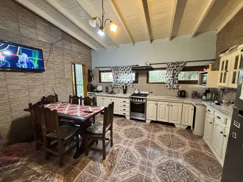Casa en Venta en Rafael Calzada, USD 120.000