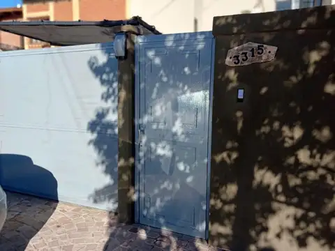 Casa 6 ambientes con 1 baño