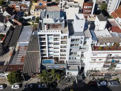 Rivadavia  al 15700, Haedo Sur
