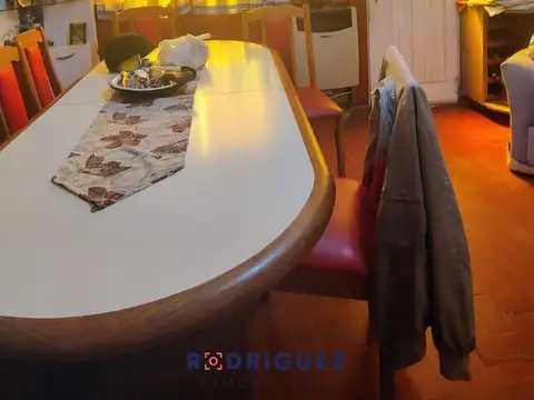 Venta de casa céntrica 3 dormitorios