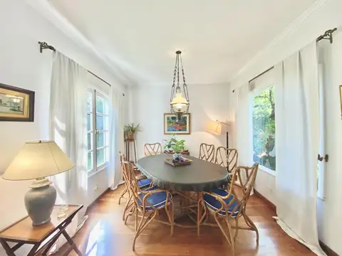 Casa 4 ambientes con 3 baños