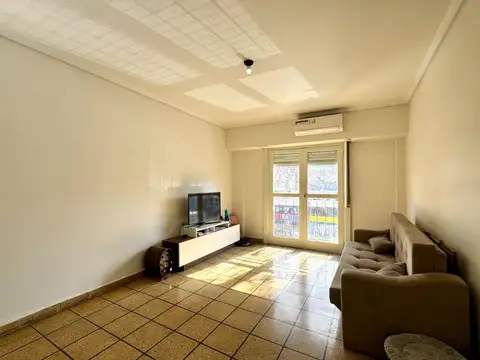 VENTA DEPTO 3 AMB FLORESTA APTO CREDITO ASCENSOR