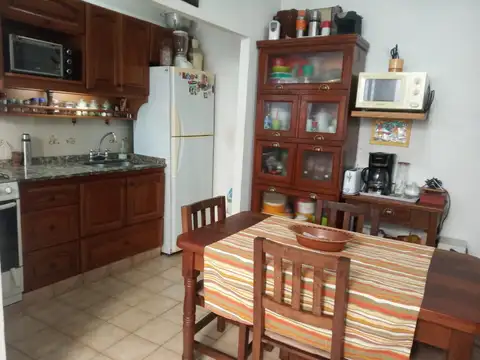 VENTA PH 4 AMBIENTES C/TERRAZA PROPIA - 132 m2 - ¡IMPECABLE!