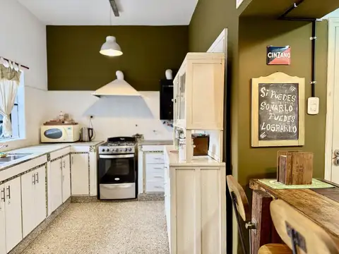 Casa en Venta con 1 cochera