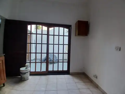 Depto Tipo Casa 4 ambientes con 2 baños