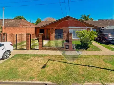 VENTA - CASA 4 AMBIENTES - BELÉN DE ESCOBAR