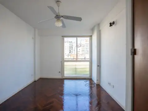 Venta. Monoambiente con amenities. Apto credito. Constitución