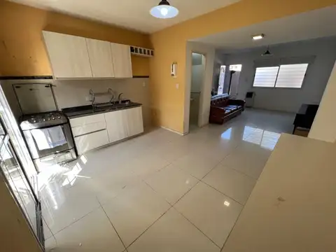 Depto Tipo Casa en Venta 13 años