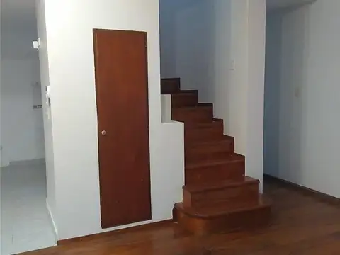 TRES DE FEBRERO 3700