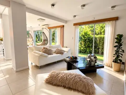 Casa en Venta de 4 dormitorios