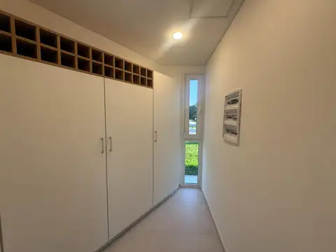 Casa en Alquiler al Este