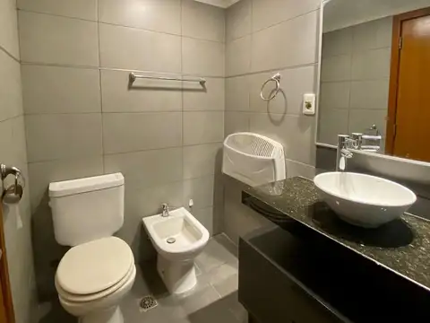 Departamento en Alquiler con 1 cocheras