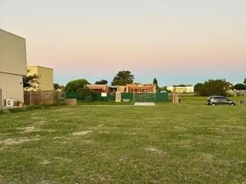 Terreno en venta - 949mts2 - San Sebastián