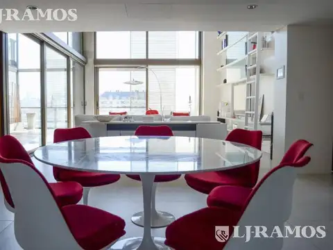 Departamento en Venta con 4 cocheras