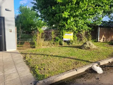 Lote terreno en venta en Ituzaingo Norte