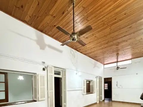 Casa de 3 dormitorios en Barrio Jorge Cura