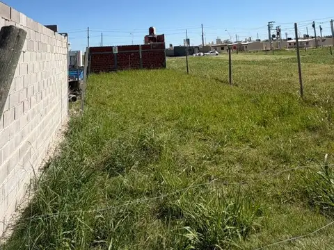 SE VENDE TERRENO EN LOTEO LOTENGO