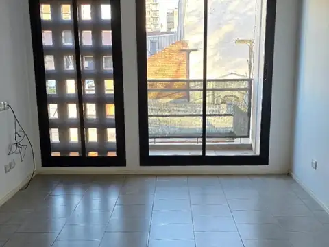 Jujuy 2600, Piso 02