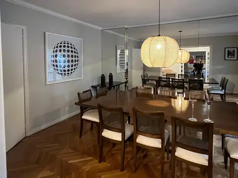 Av. del Libertador  al 2300