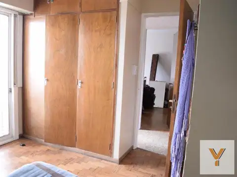 PH en venta - 4 dormitorios 2 baños - 182 mts2 - La Plata