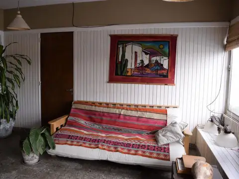 Depto Tipo Casa 5 ambientes con 2 baños