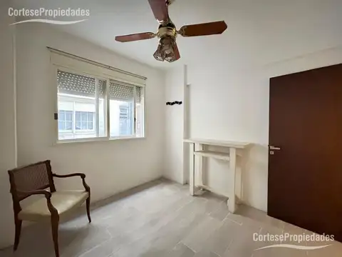 Departamento en Alquiler en Balvanera, $ 680.000