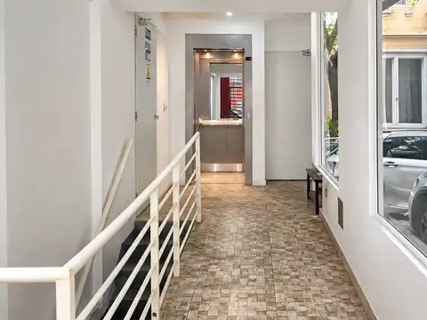 Mendoza 2800, Piso 1