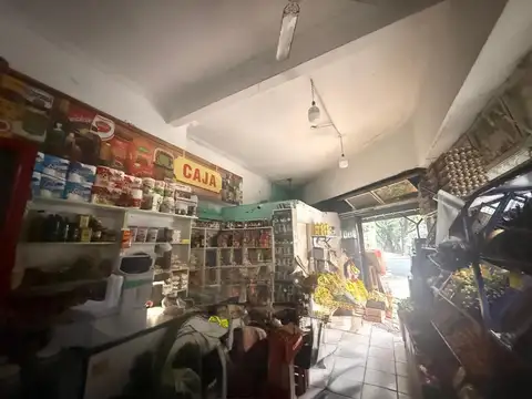 Local en Venta 40 años