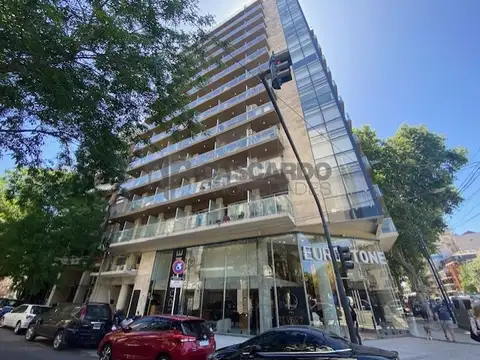 Departamento monoambiente impecable con balcón