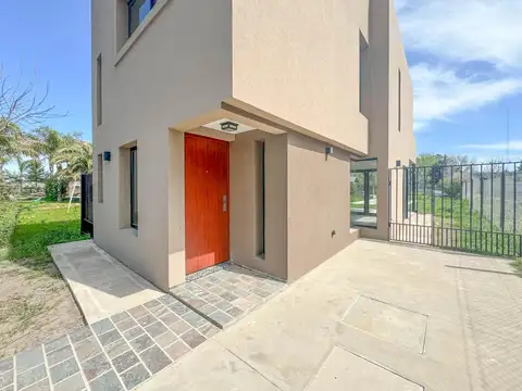 Talacasto 768 (entre Santa Clara y San José) - Roldan