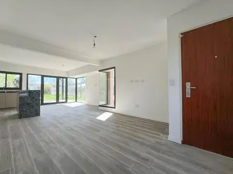 Casa en Venta en Roldan, USD 145.000