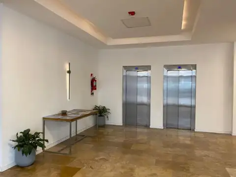 OFICINA 4 DESPACHOS VENTA DELTA CENTER