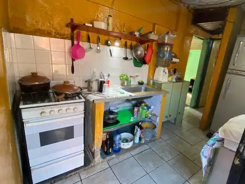 Casa 3 ambientes con 1 baño