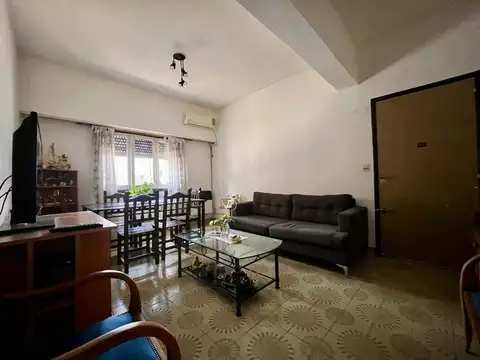 Depto Tipo Casa en Venta de 2 dormitorios