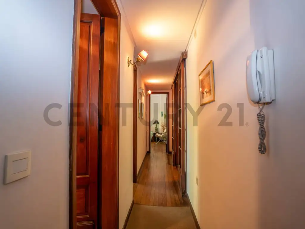 Calle 7 esquina 59 1300, Piso 1