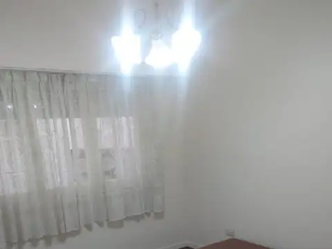 Belgrano 2500 , Piso 5