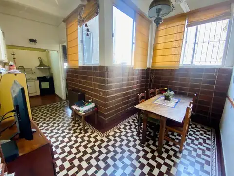 AV. RIVADAVIA 10500, Piso 1