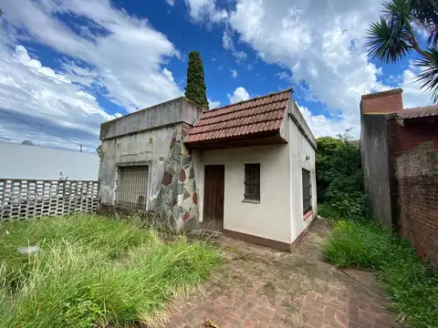 Casa - Venta - Argentina, Lobos