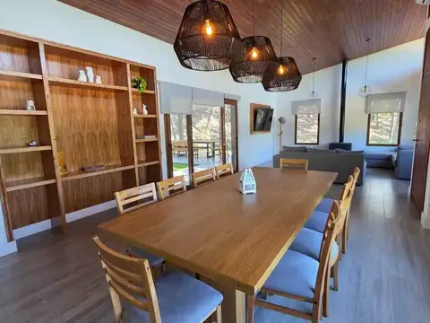 Casa en Venta en Villarobles, USD 320.000