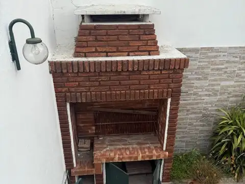 Casa en Venta en Centro  - Zarate, USD 120.000