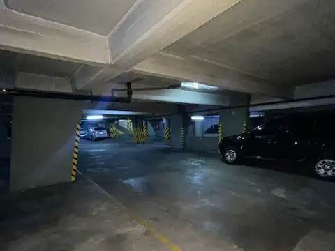 Cocheracubierta  en venta ubicado en Parque Patricios
