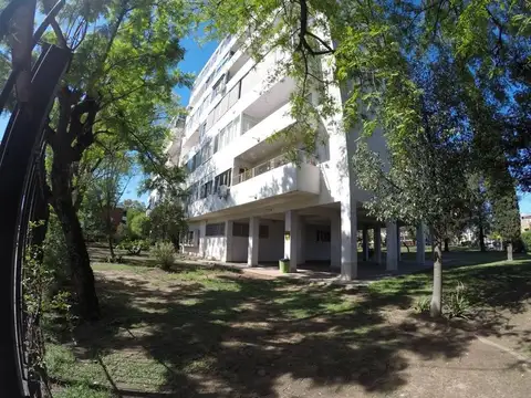 Venta departamento de 2 dormitorios con balcon apto credito