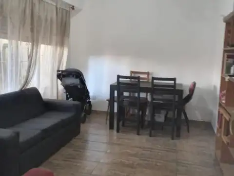 DEPARTAMENTO 3 AMBIENTES EN PB VILLA LUZURIAGA