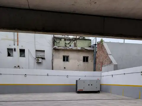 Bernardo De Irigoyen 1400, Piso 1