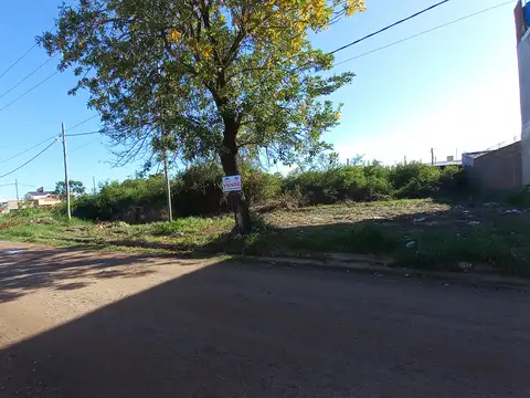 VENDE 2 TERRENOS AMPLIOS EN CORRIENTES CAPITAL